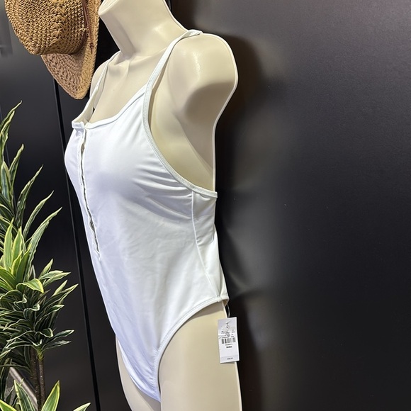 UpWest Henley style snap front,removable pads,high cut thigh one piece swimsuit - Picture 4 of 12